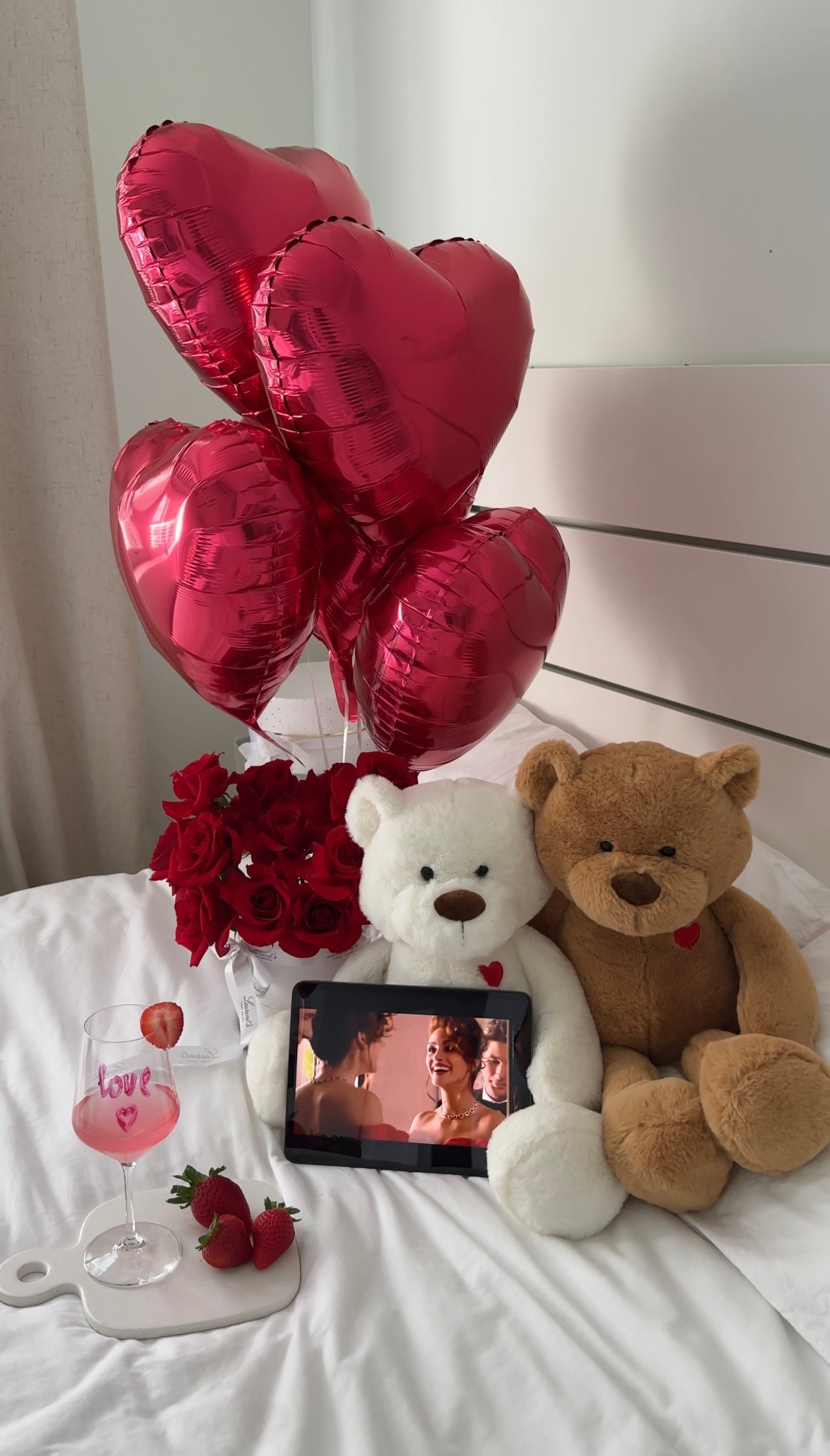 Red Balloons