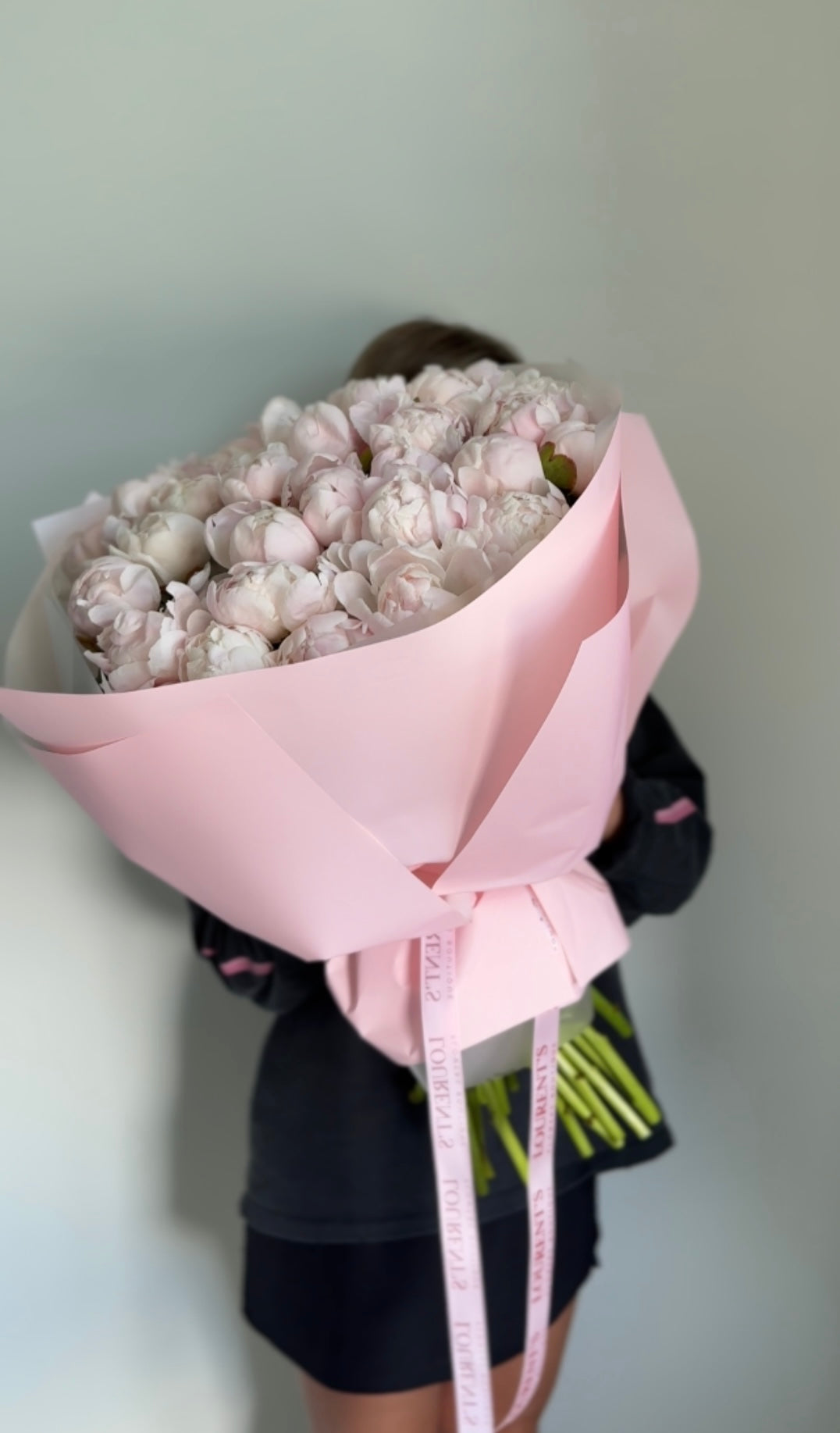 Bouquet “White lush peonies”