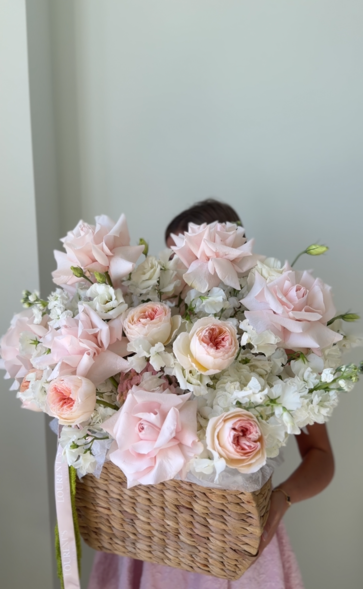 Flower basket "Gentle Touches"