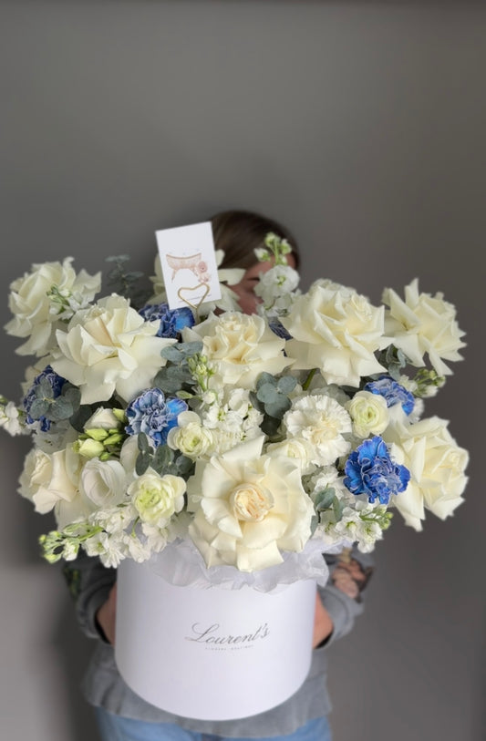 Flower box “Blue Serenity”