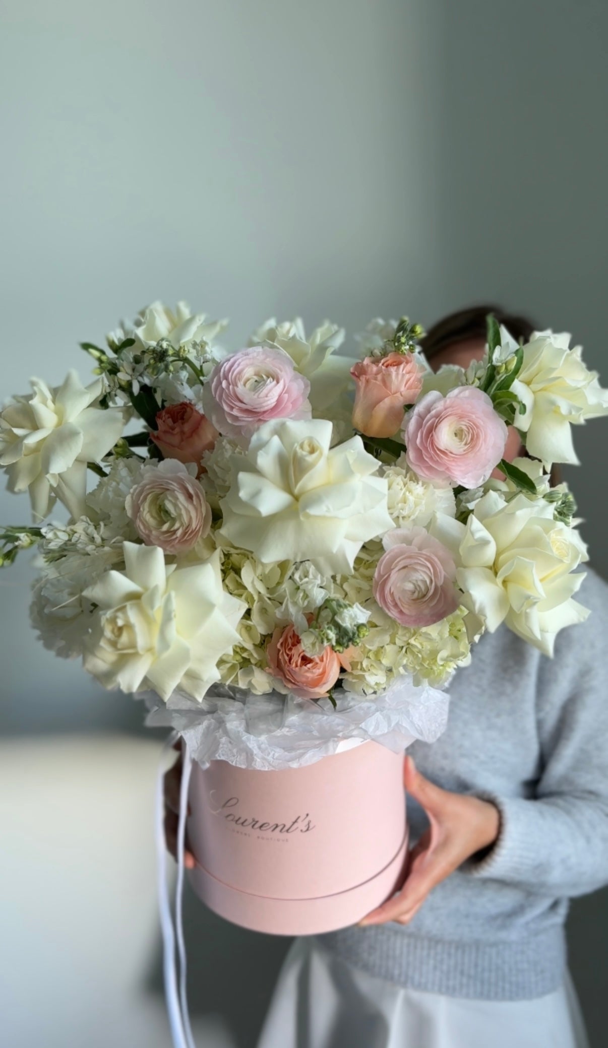 Flower box “Champagne Blush”