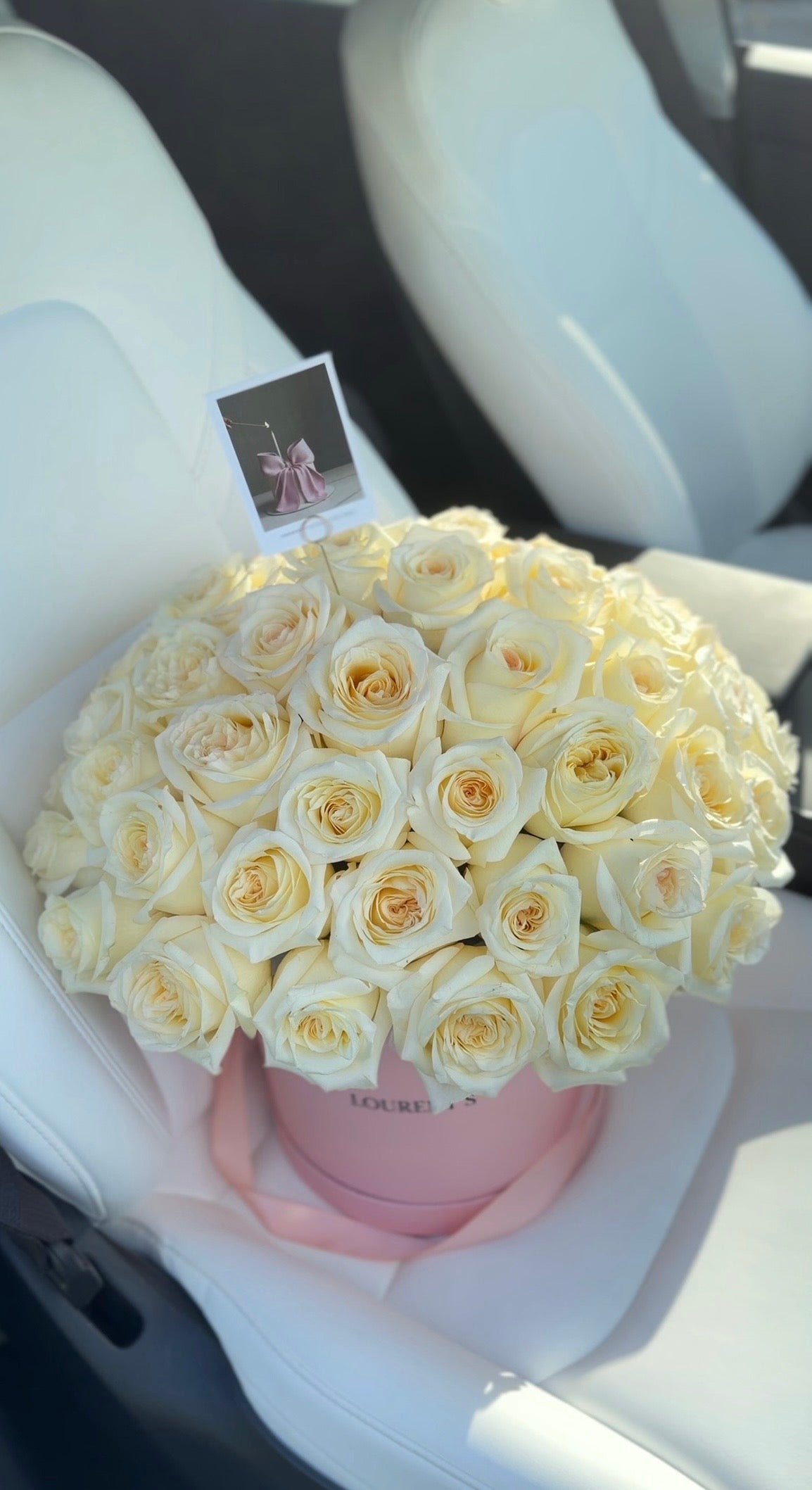 Champagne Candlelight — 50 Roses Box