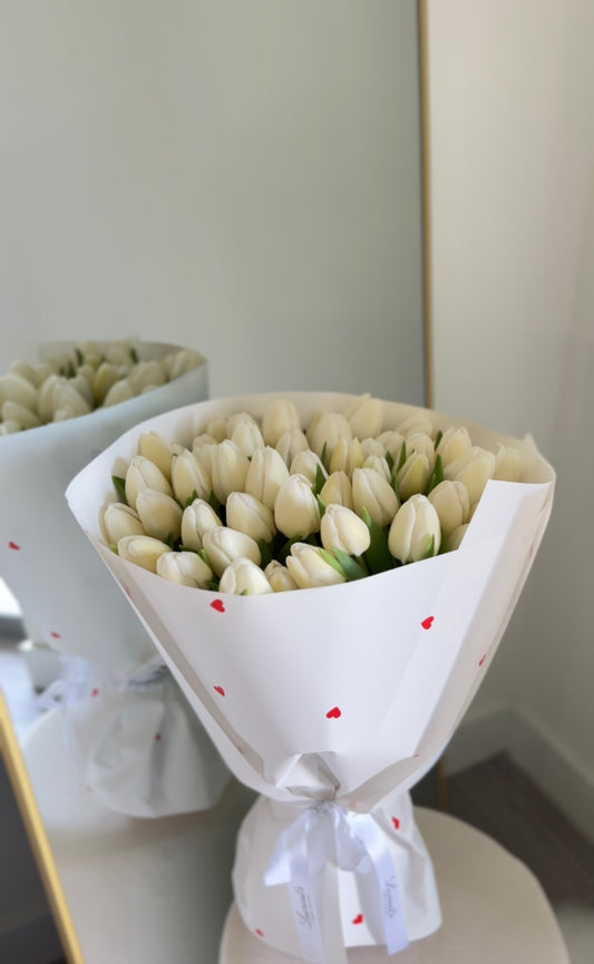 Bouquet “50 White Tulips”