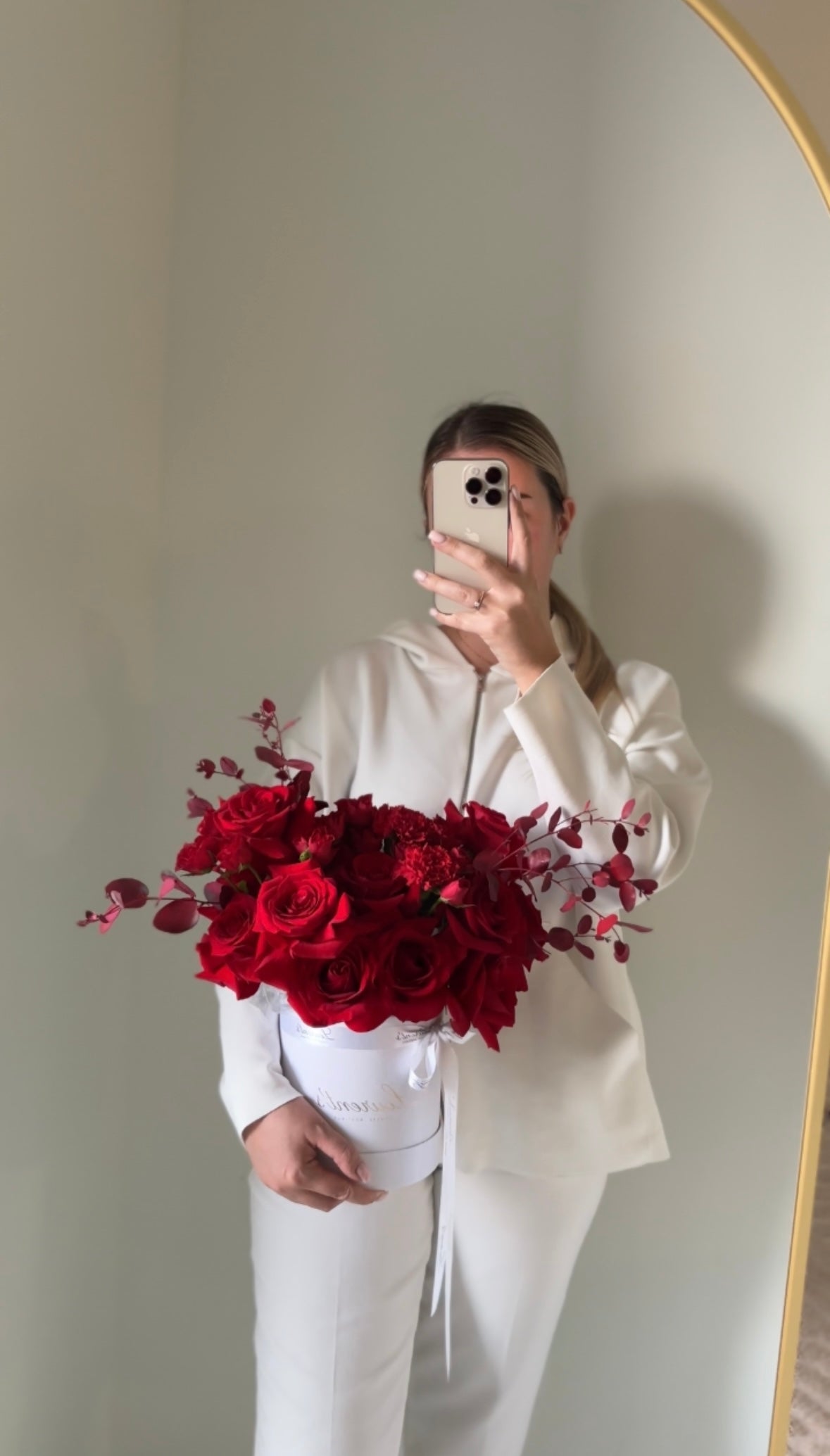 Flower box “Red Love”