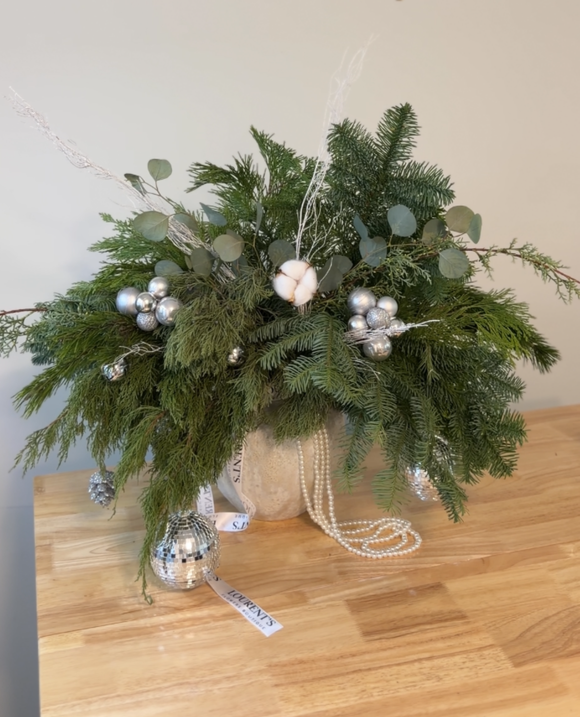 Christmas Arrangement in a vase “Silver Snowfall”