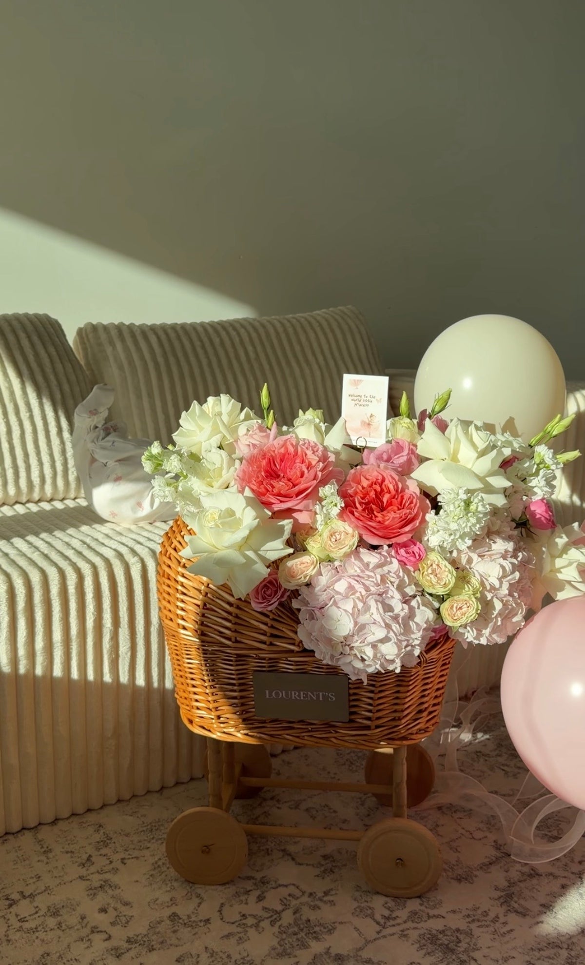 «Bienvenue Bébé»- Luxury Baby Carriage Flower Arrangement