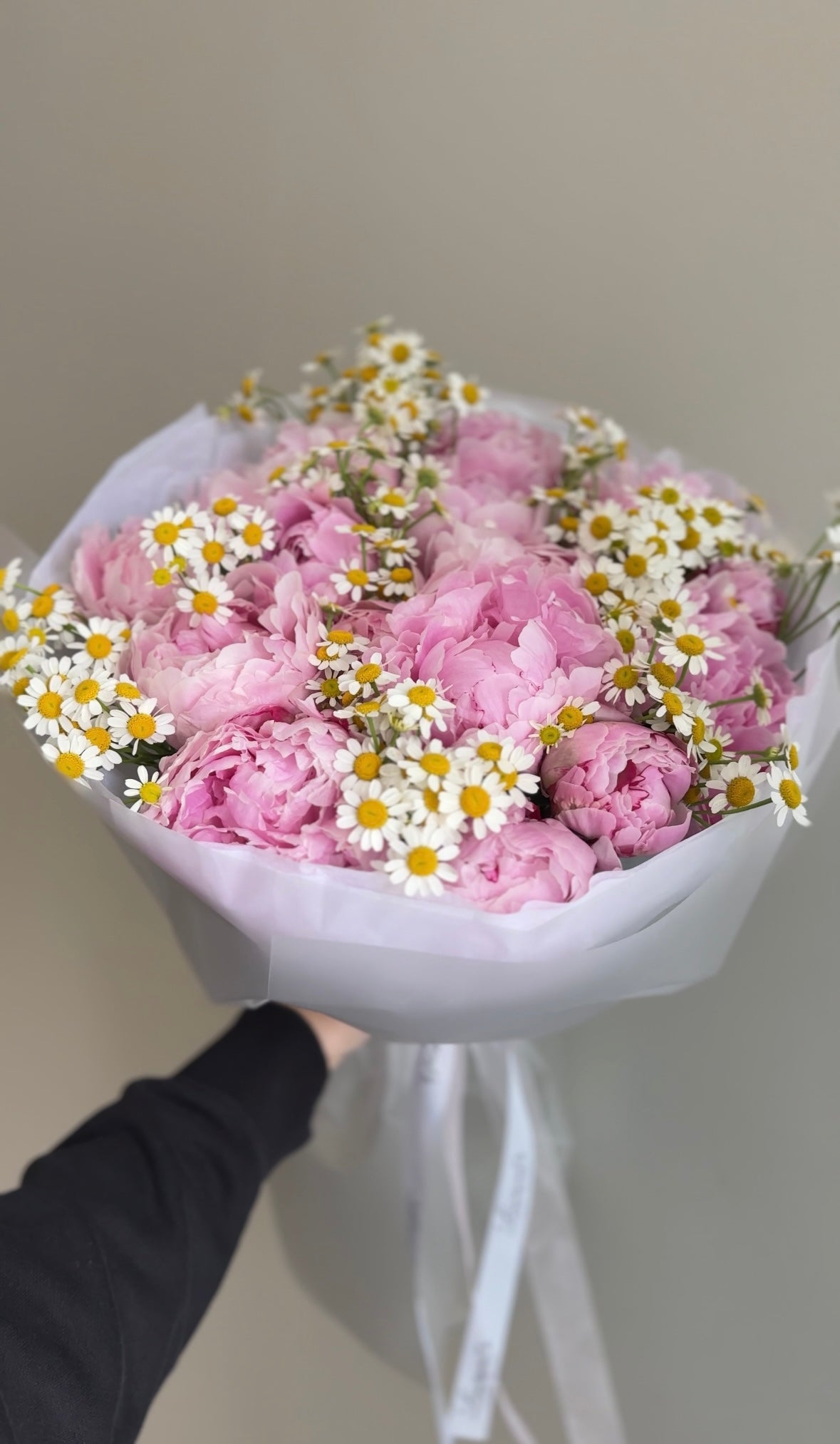 Bouquet “Peonies & Chamomile”