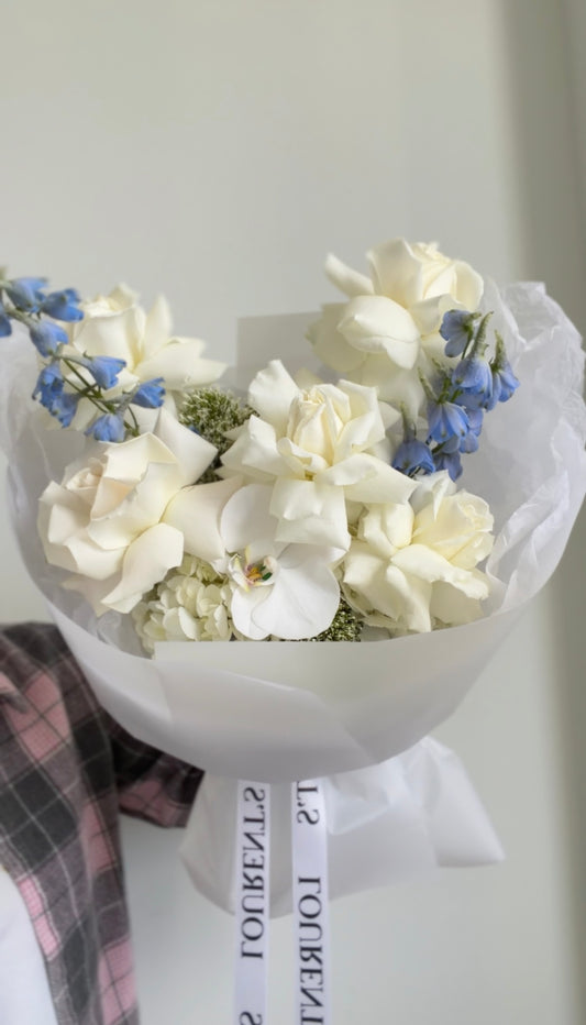Bouquet “Bleu de Neige”
