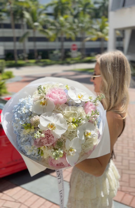 Bouquet “Blush Orchid Cloud”