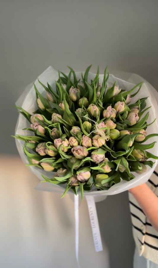 Bouquet “51 Double Lavander Tulips”