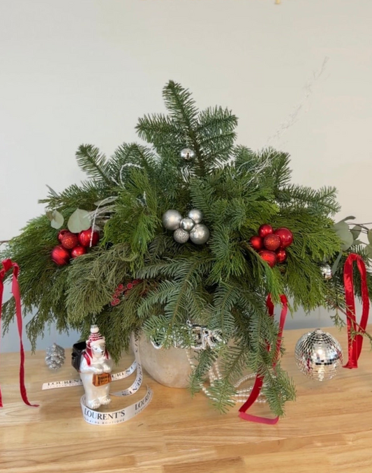 Christmas Arrangement in a vase «Red Glam Christmas»