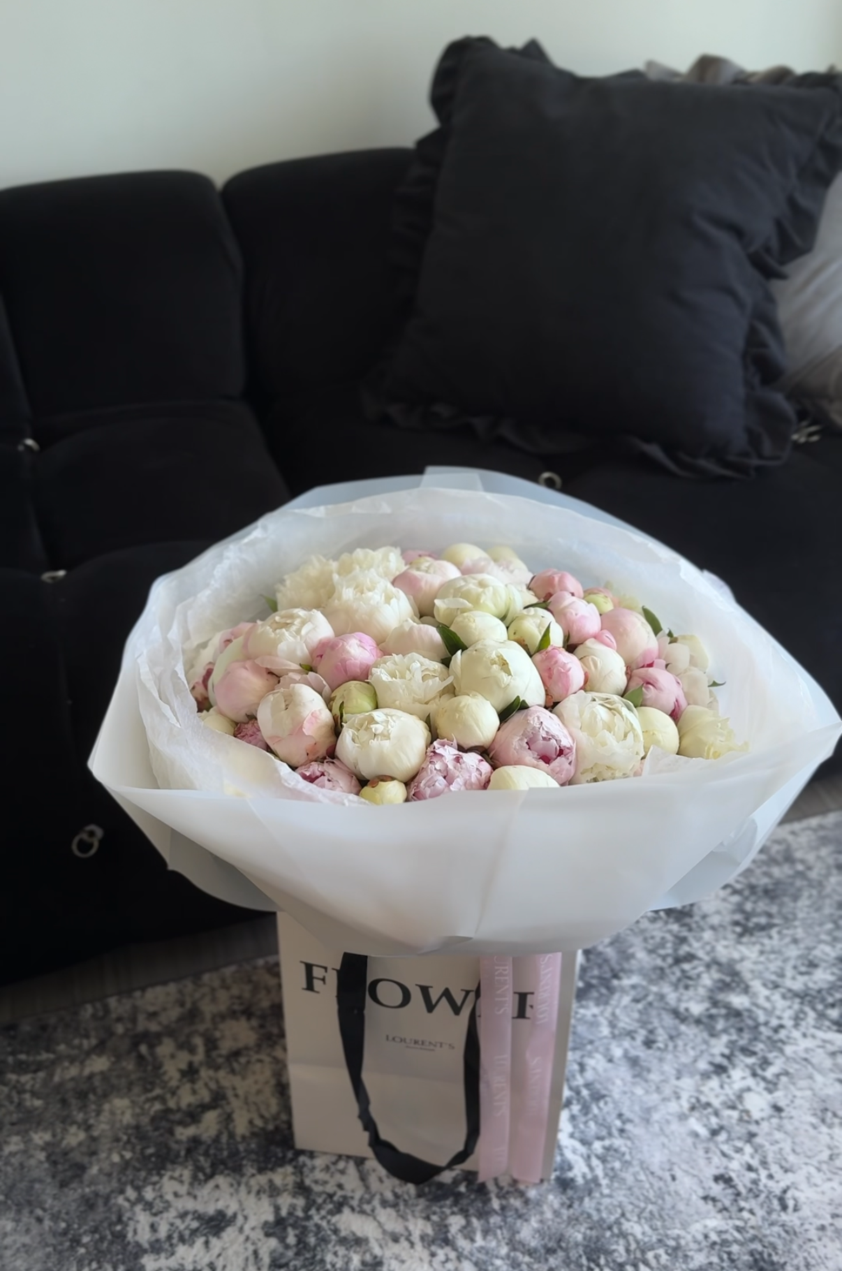 Mix of peonies (white & pink)