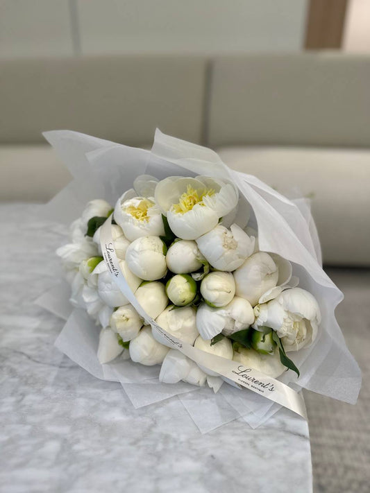 Bouquet white peonies