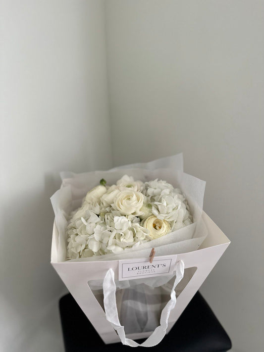 Bouquet “Hydrangea and ranunculus “